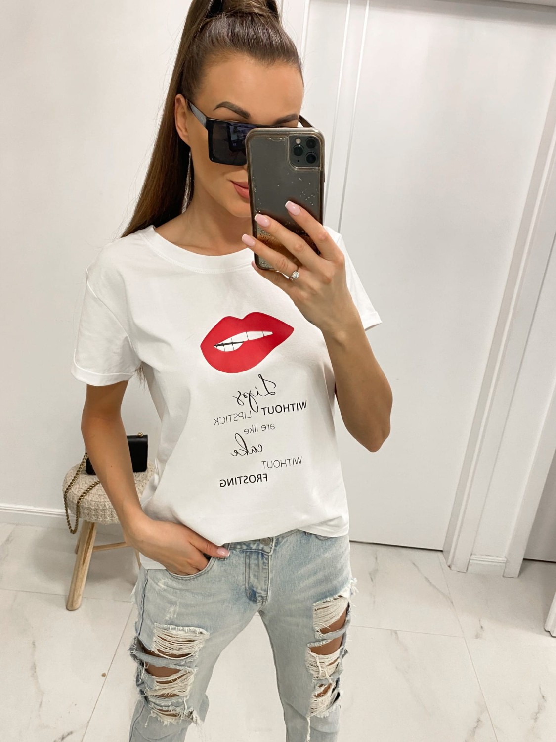 biały t-shirt damski usta Tmc Moda