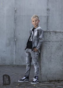 Spodnie jeansowe grafitowe zakładki All For Kids 