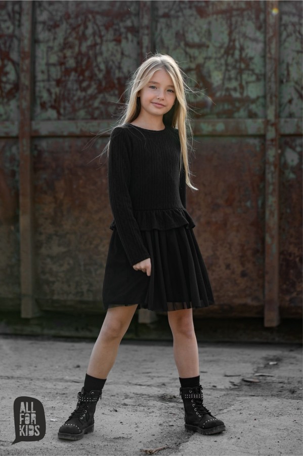 czarna sukienka z tiulową falbaną all for kids