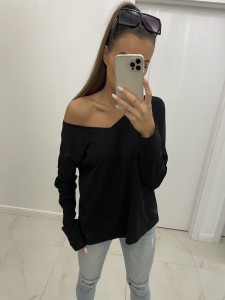 Bluzka damska długi rękaw dekolt V oversize czarna TMC Moda    