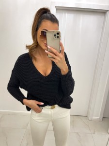 Sweter V neck czarny TMC Moda   