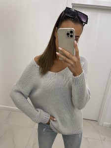 Sweter V classic alabaster TMC Moda   