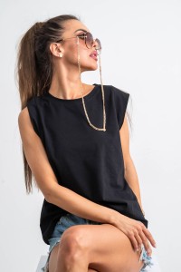 Czarny t-shirt damski krótki rękaw TMC Moda     