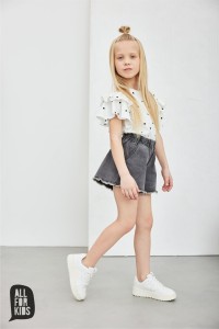 Biała bluzka z falbankami serca All For Kids       