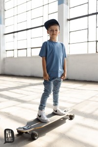 Niebieski t-shirt surowe cięcie All For Kids   