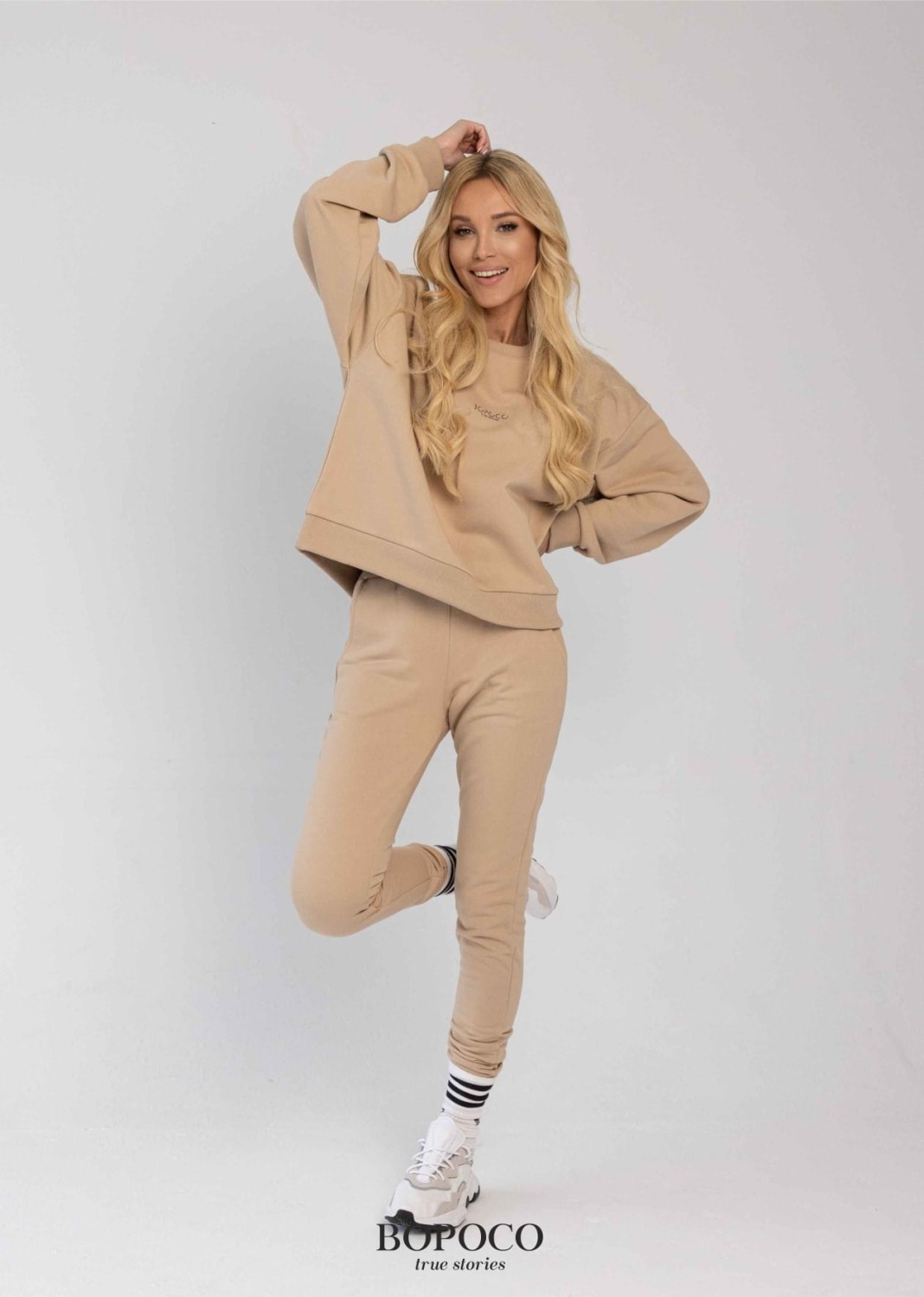 BOPOCO BOPOCO Beżowe spodnie damskie dresowe