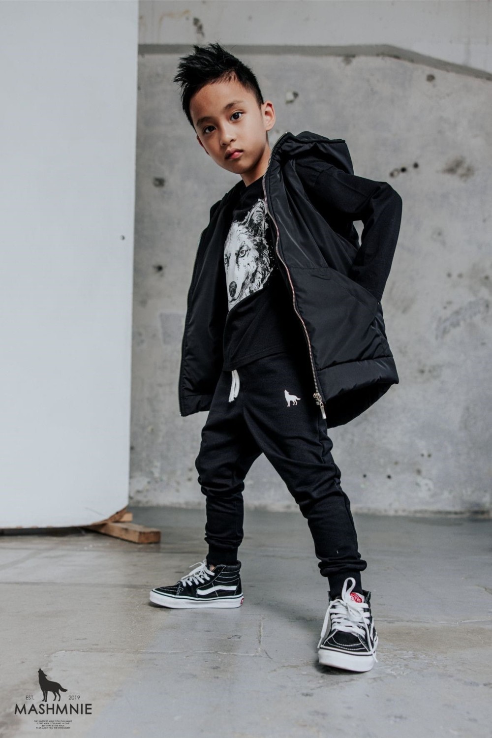 dKAQC4dm.jpg
