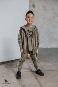 Spodnie dresowe wolf joggery khaki MashMnie   