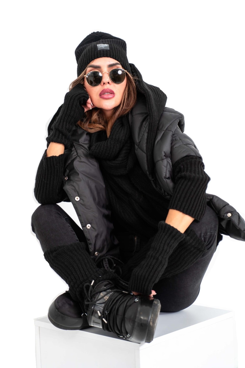 czapka szalik rękawiczki ocieplacze komplet damski zimowy czarny Tmc Moda