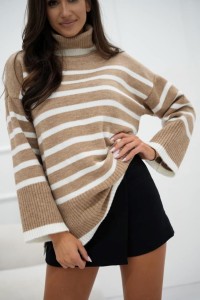 Sweter golf paski beżowy biały Me Gusta    