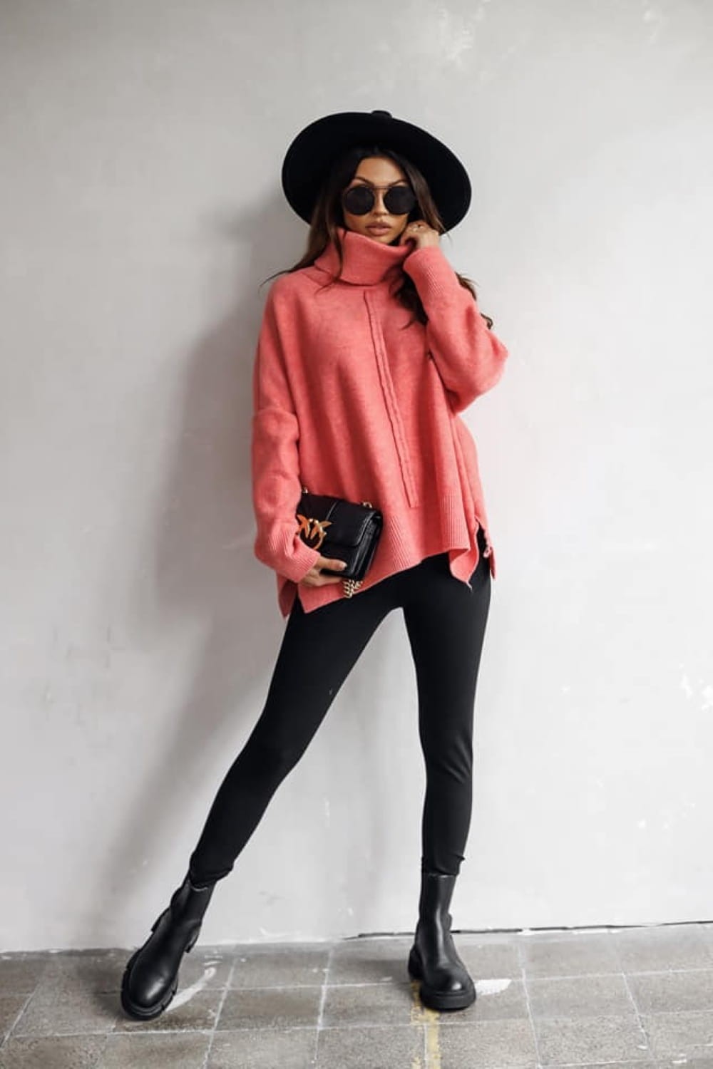 sweter damski z golfem i przeszyciem oversize koral ME Gusta