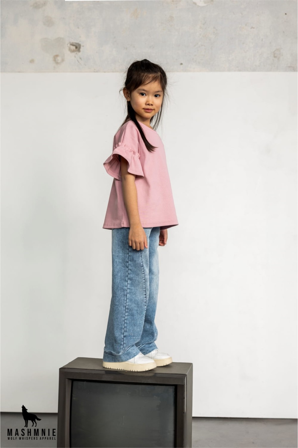 WOLF WHISPERS 187.jpg