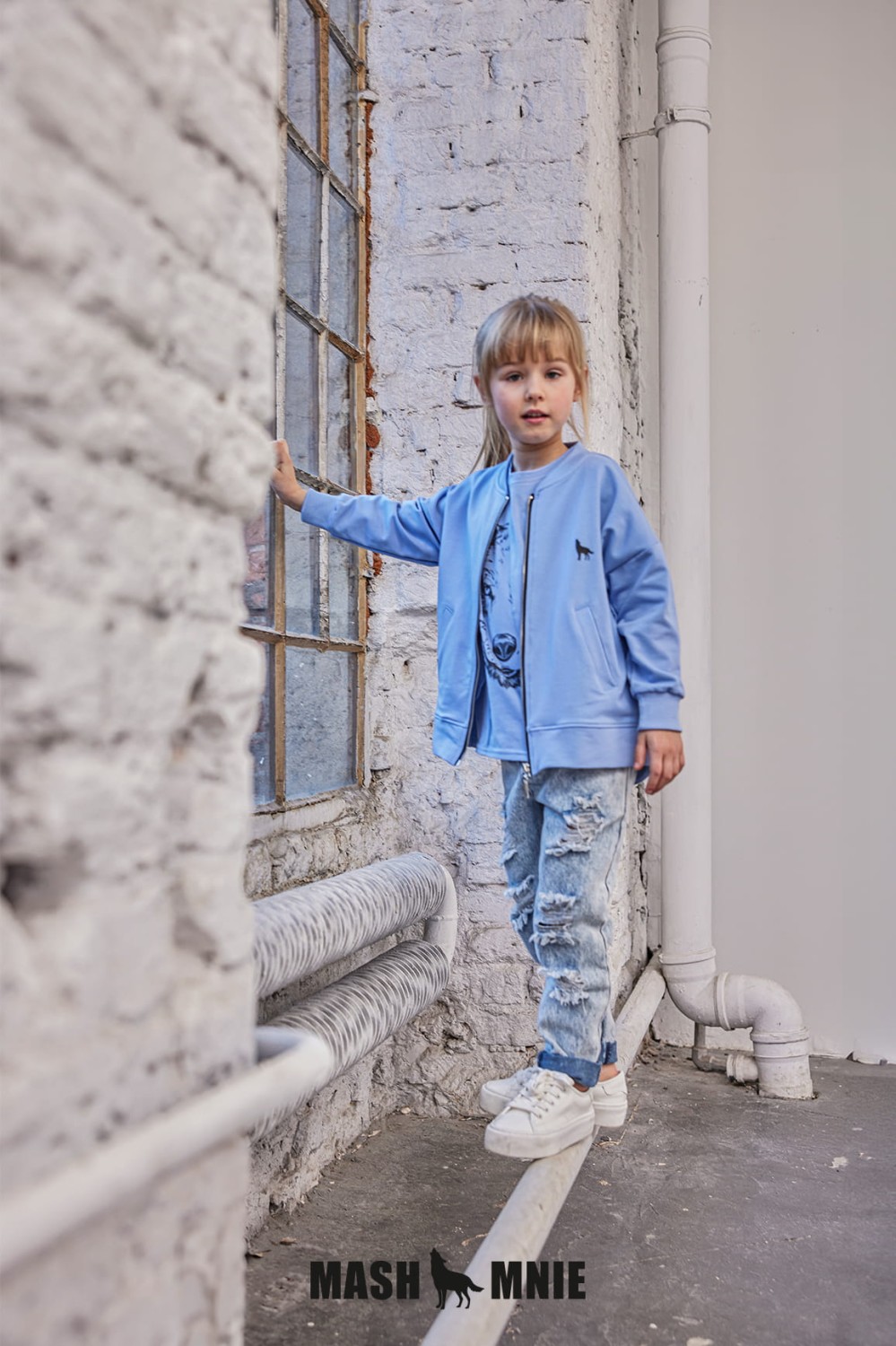 MASHMNIE WOLF WHISPERS 7.jpg