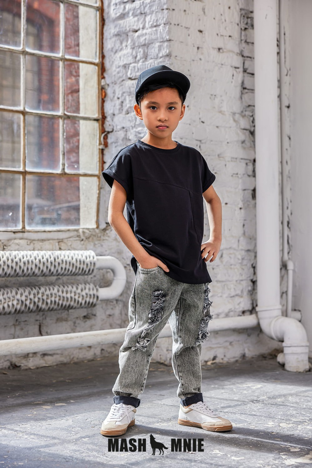 MASHMNIE WOLF WHISPERS 31.jpg