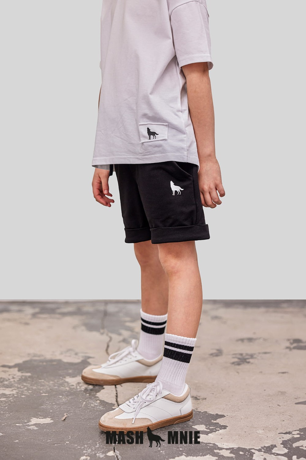 MASHMNIE WOLF WHISPERS 99.jpg