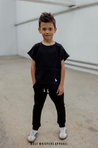 Czarny t-shirt kangurka Mash MNIE    