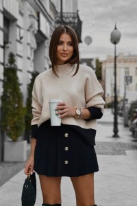 Sweter półgolf beżowy czarny LaBalancia