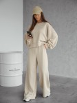 Dres damski komplet szerokie spodnie i bluza beżowy Me Gusta  