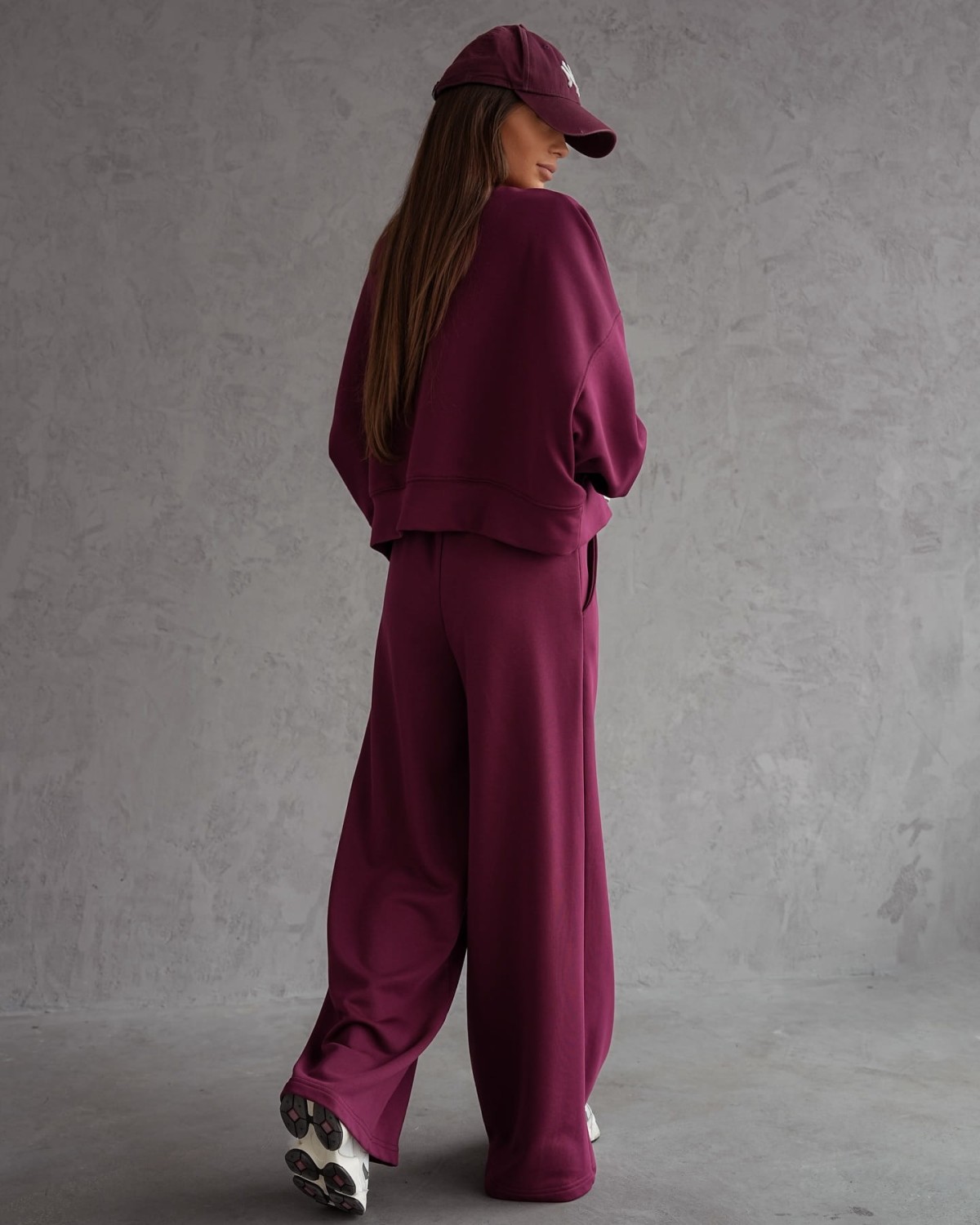 Bordowy dres szerokie spodnie i bluza Me Gusta [ROZMIAR: uniwersalny, KOLOR: bordowy]