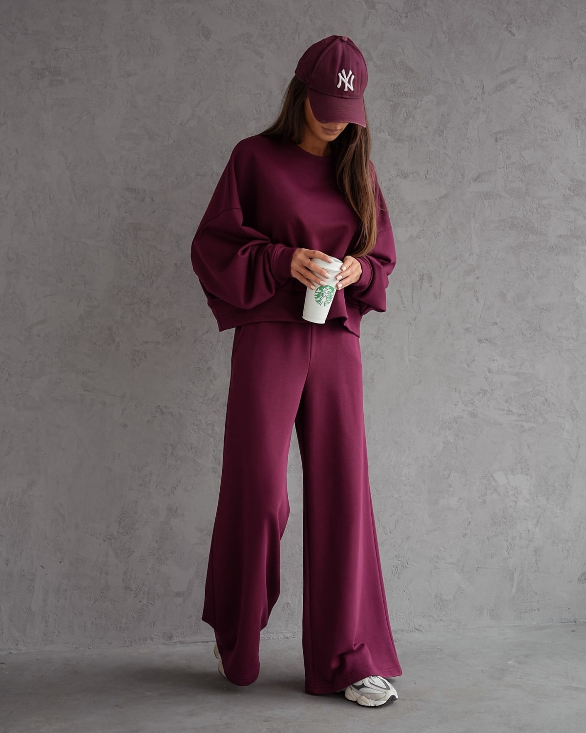 Bordowy dres szerokie spodnie i bluza Me Gusta [ROZMIAR: uniwersalny, KOLOR: bordowy]