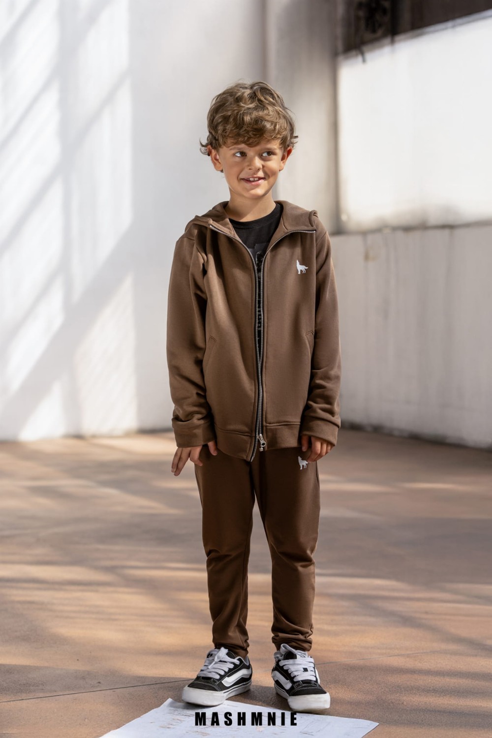 DROP 2 WITH WOLVES 108.jpg