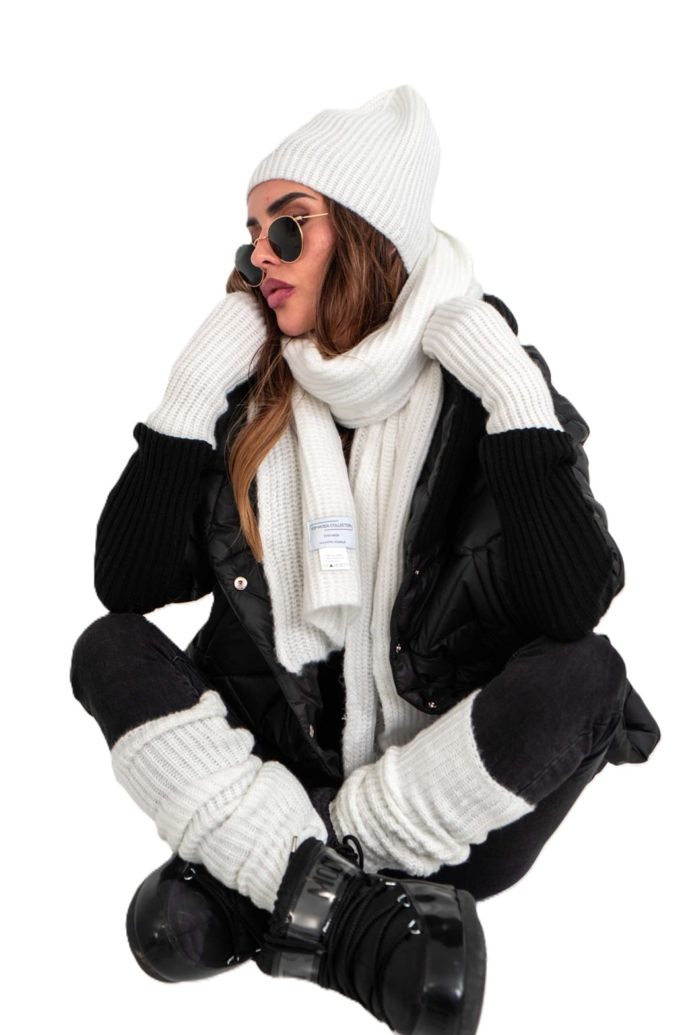 czapka szalik rękawiczki ocieplacze komplet damski biały Tmc Moda