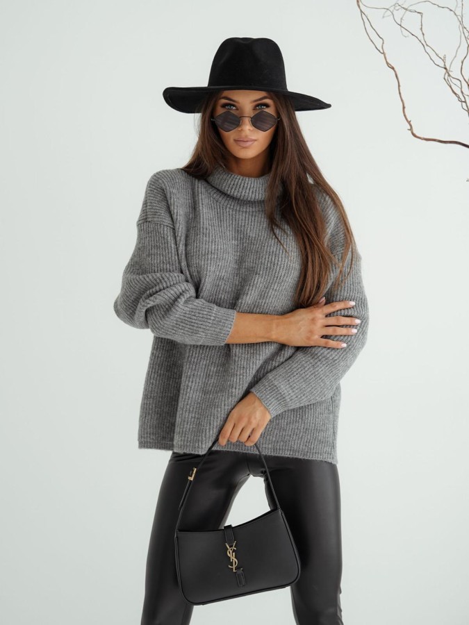 sweter damski z golfem oversize szary Me Gusta