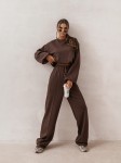 Brązowy komplet dresowy damski szerokie spodnie i krótka bluza bombka Miluna 