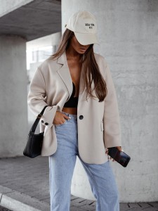 Marynarka damska oversize dresowa beżowa Me Gusta  