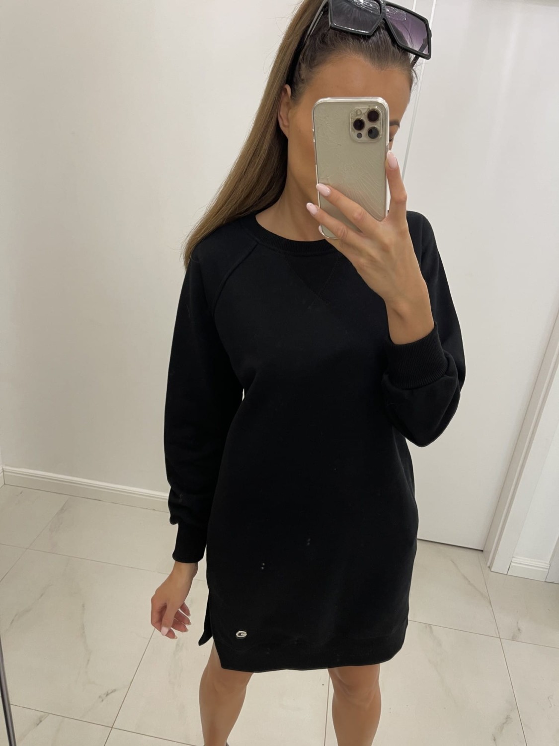 czarna sukienka damska dresowa Tmc Moda