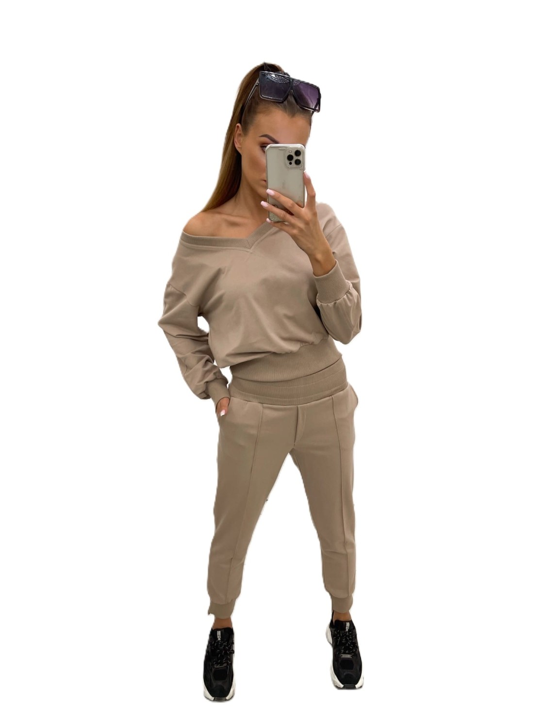 dres komplet damski spodnie i bluza beżowy Tmc Moda