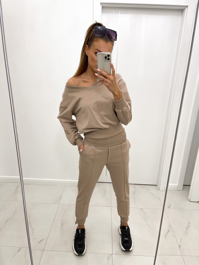 dres komplet damski spodnie i bluza beżowy Tmc Moda