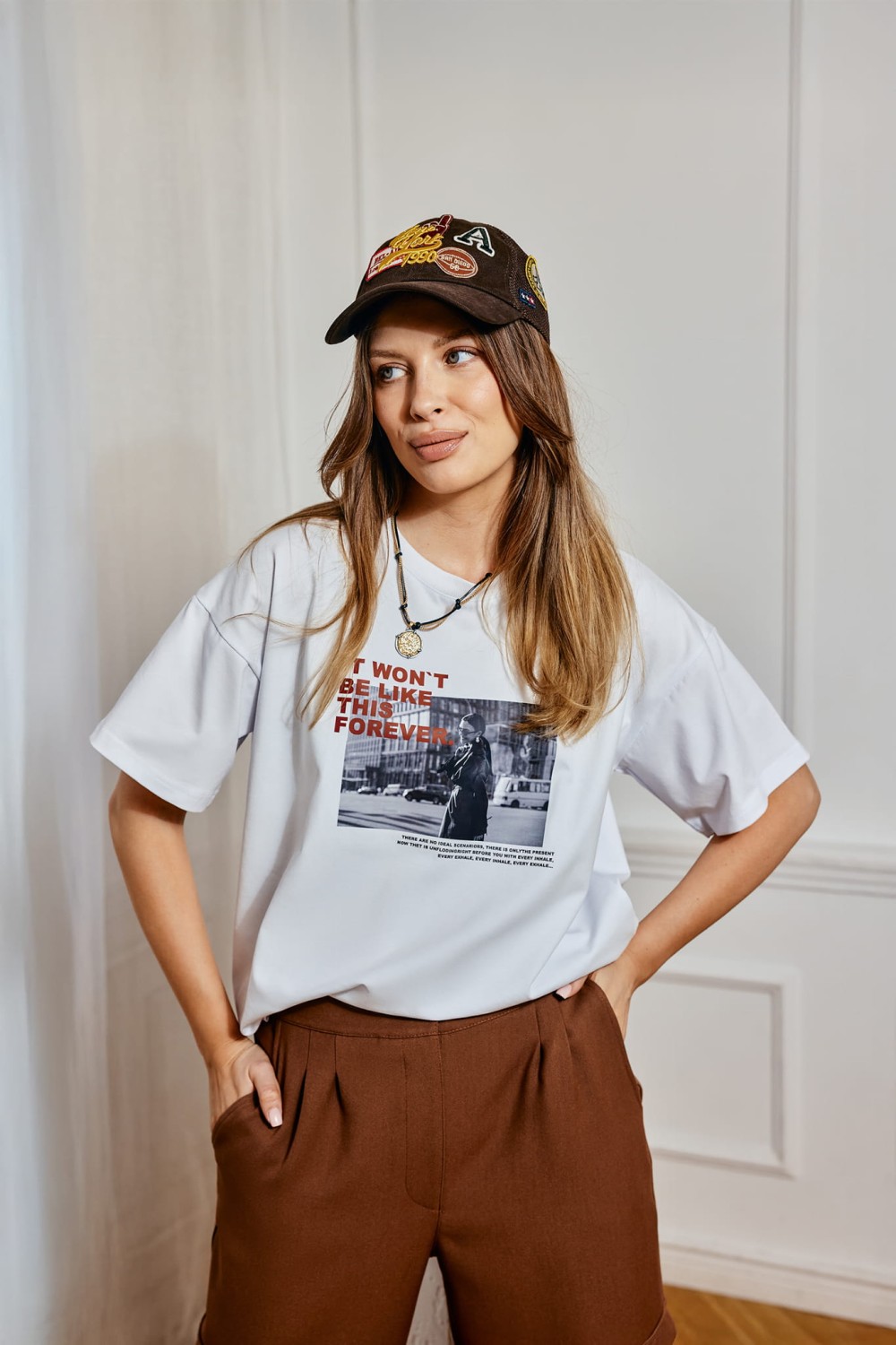 Biały t-shirt damski Bopoco nadruk