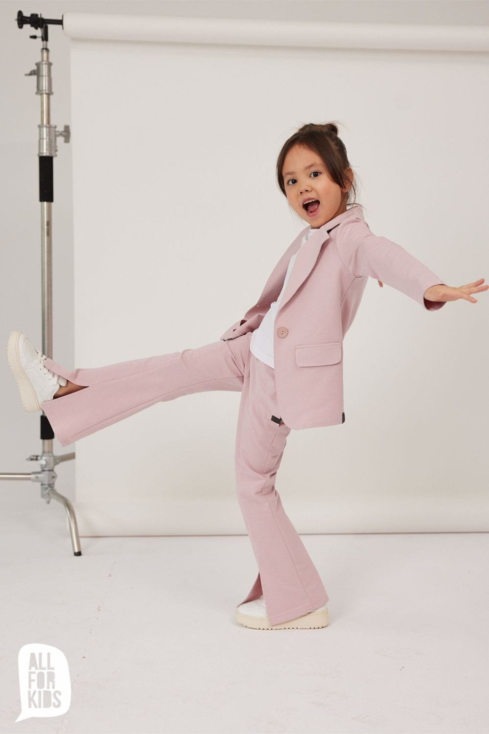 Modna marynarka dla dziewczynki różowa All For Kids