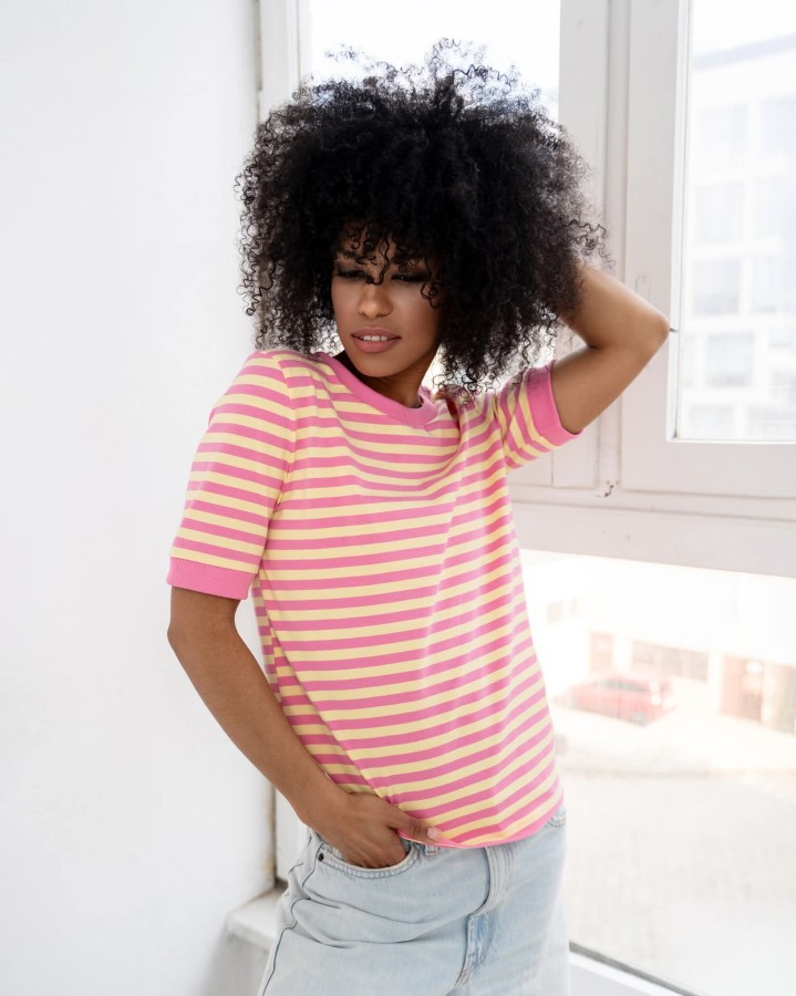 T-SHIRT DAMSKI W PASKI RÓŻOWO-ŻÓŁTE BOPOCO
