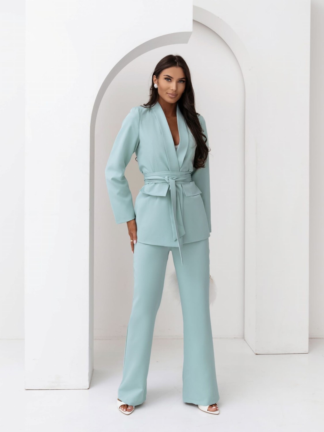 Garnitur komplet damski szerokie spodnie + marynarka z pasem szałwia Moon
