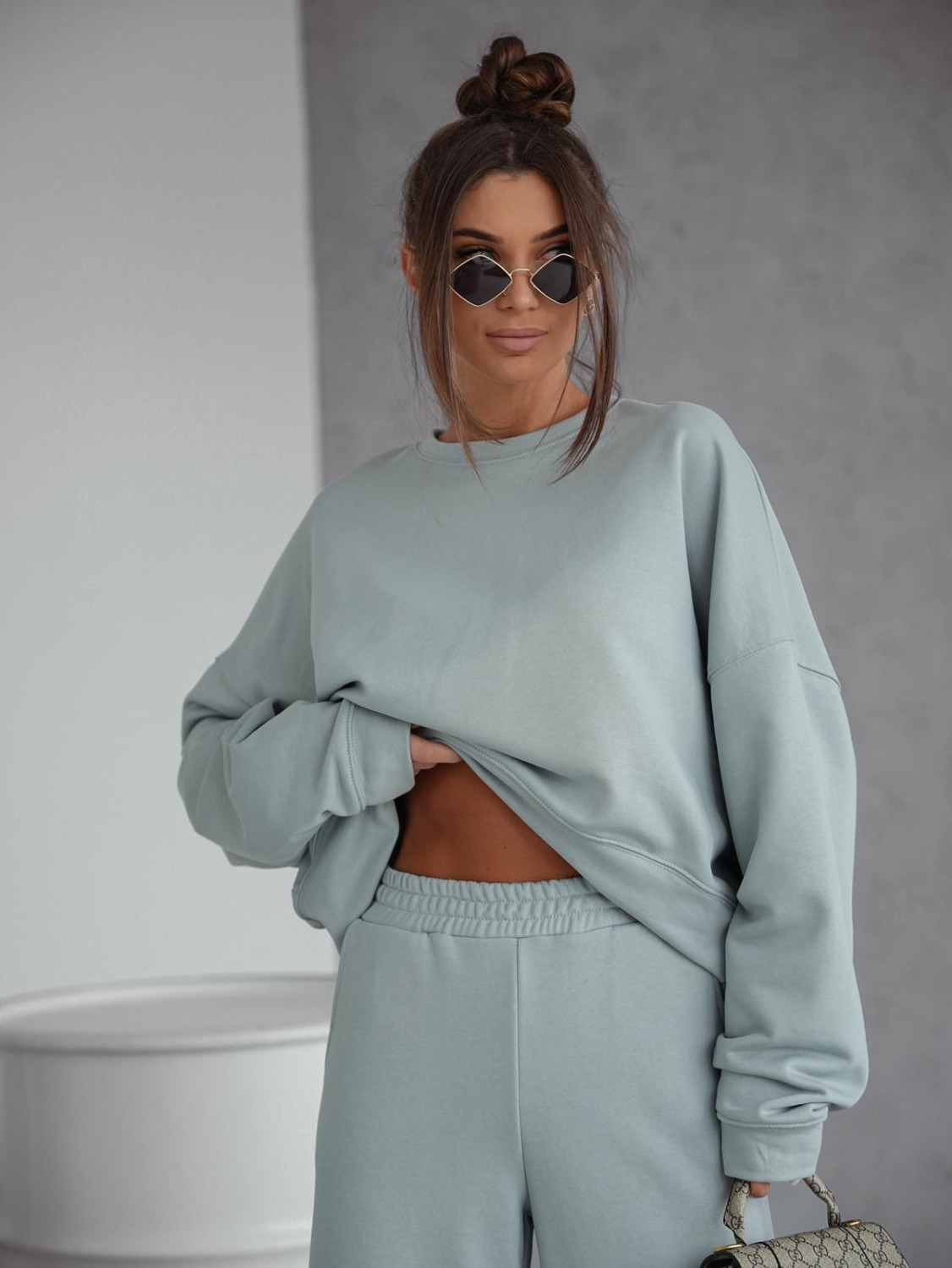 DRES DAMSKI KOMPLET SZEROKIE SPODNIE I BLUZA MIĘTA ME GUSTA