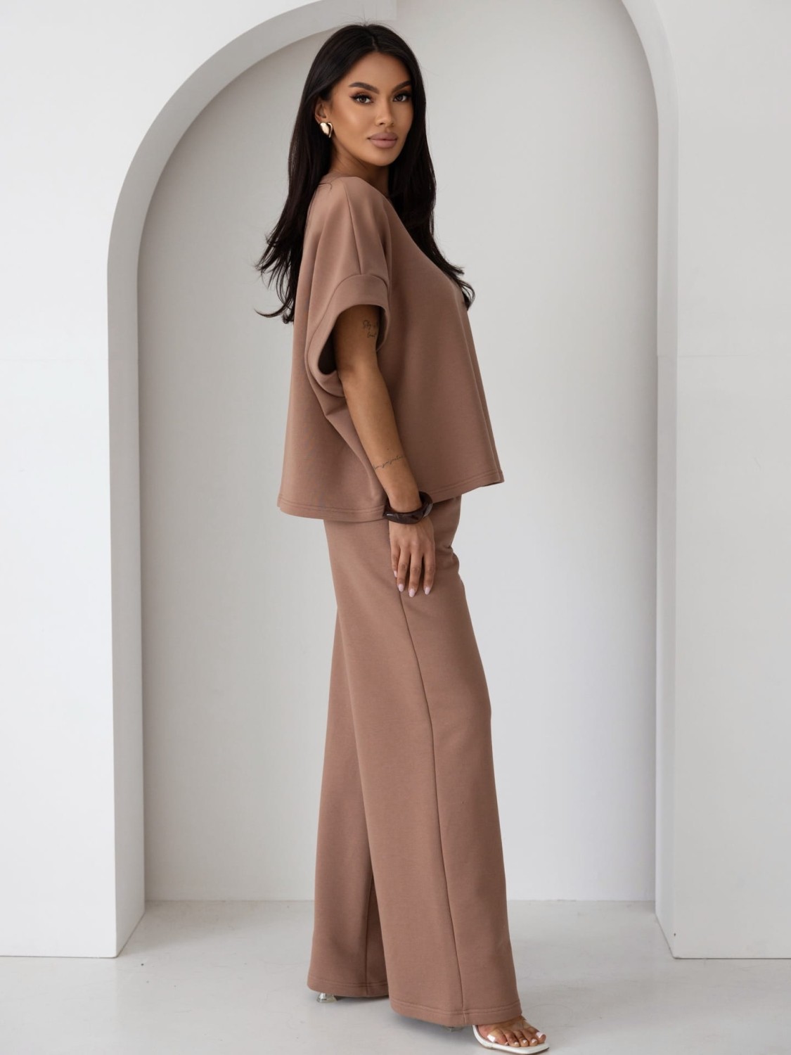 KOMPLET DRESOWY DRES DAMSKI SZEROKIE SPODNIE I  LUŹNA BLUZKA KARMEL ME GUSTA