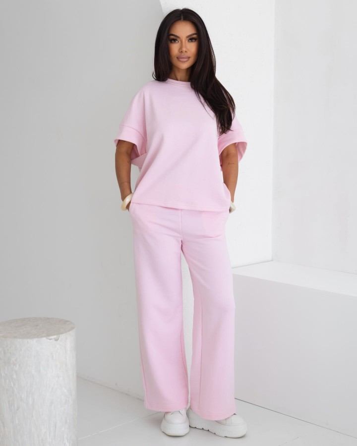 KOMPLET DRESOWY DRES DAMSKI SZEROKIE SPODNIE I LUŹNA BLUZKA RÓŻOWY ME GUSTA
