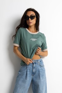 T-shirt damski monday z lamówką zielony beżowy Bopoco 