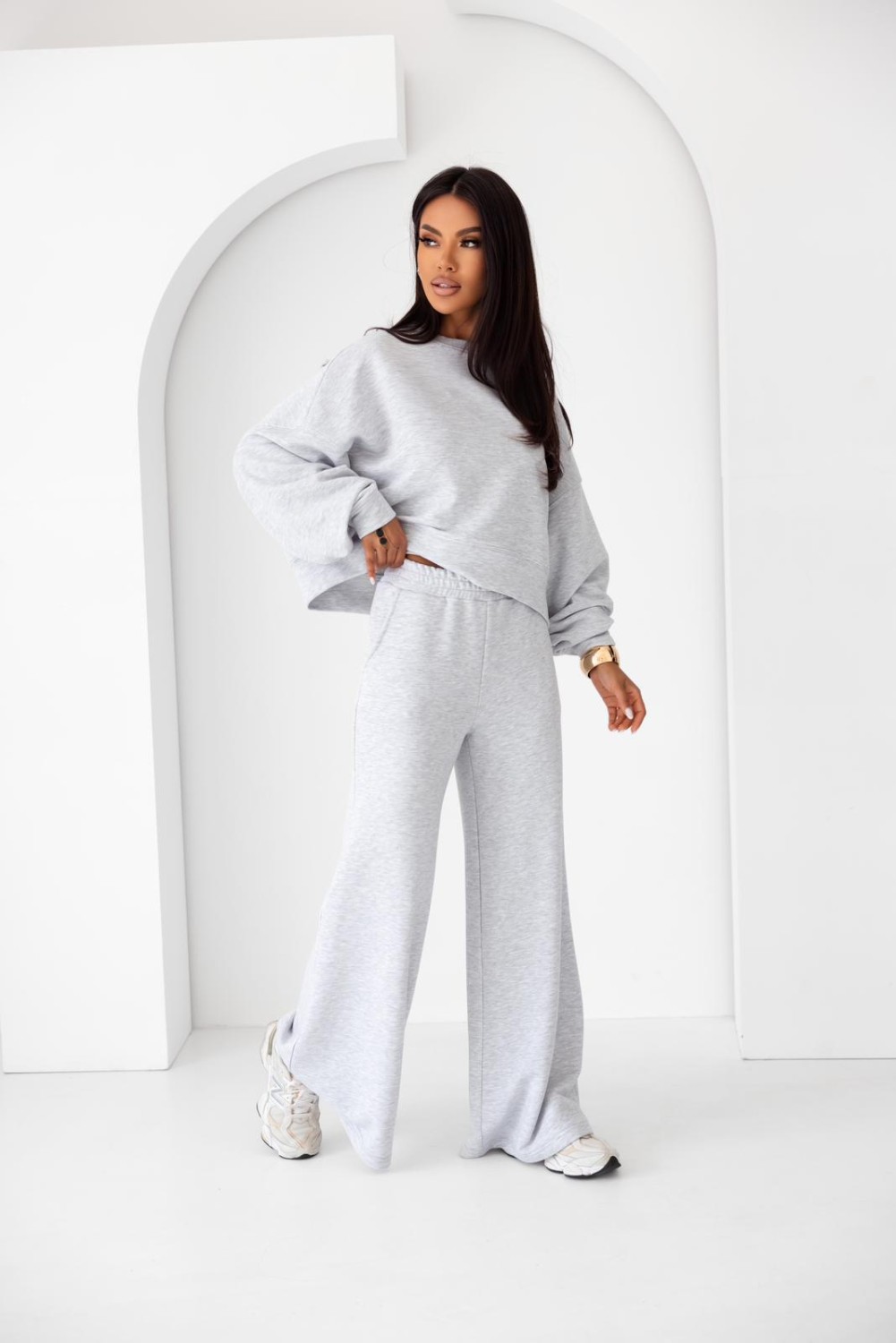 Dres damski komplet szerokie spodnie i bluza szary Me Gusta