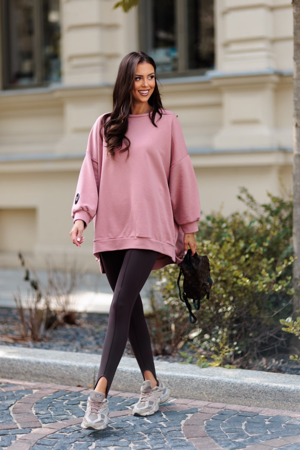 bluza damska oversize mucha brudny róż me gusta