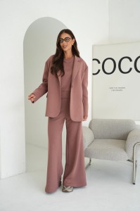 Marynarka damska dresowa oversize brudny róż Me Gusta   