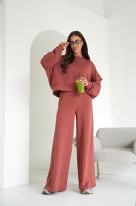 Dres damski komplet szerokie spodnie i bluza ceglany Me Gusta   