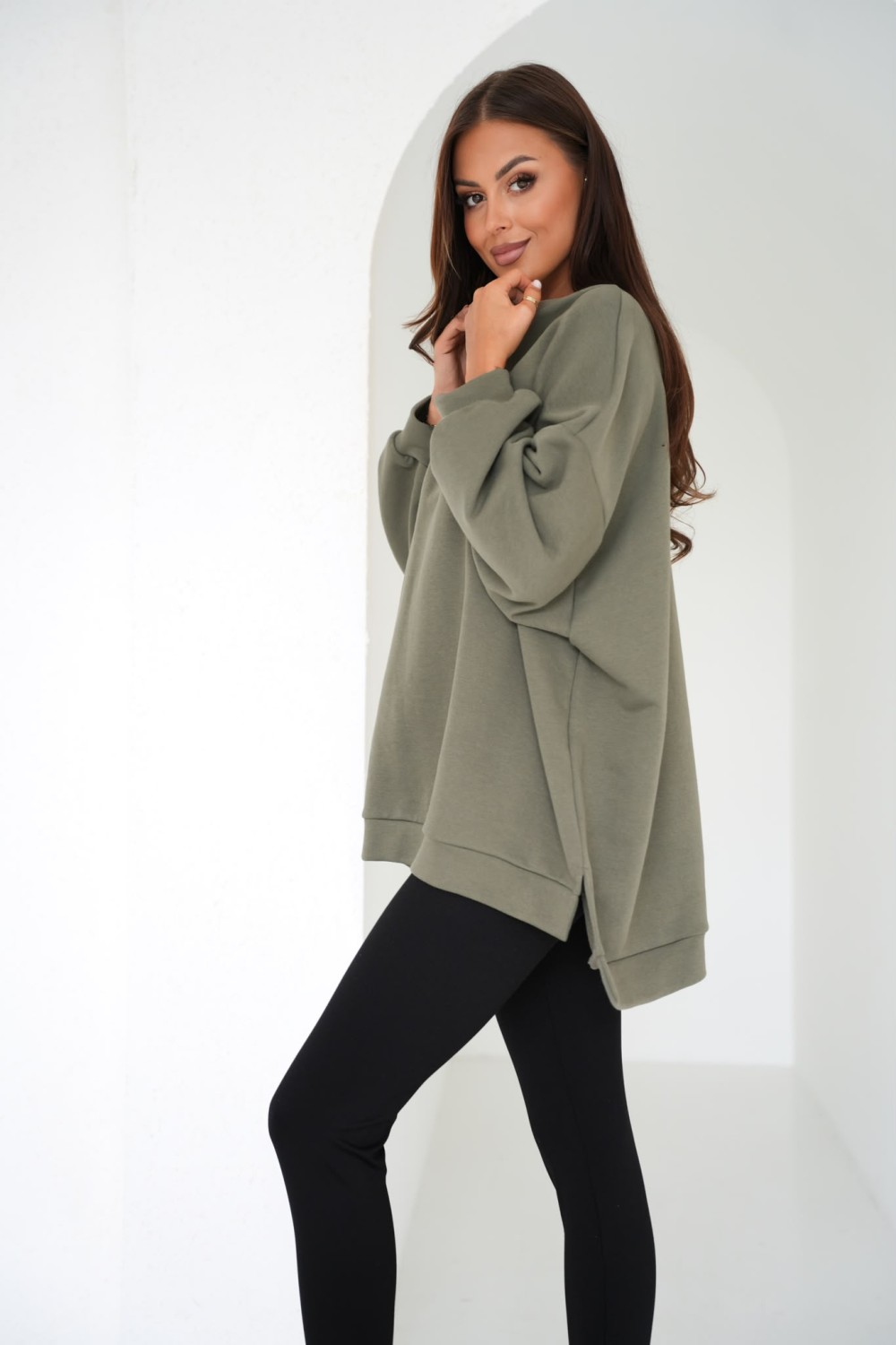 modna bluza damska oversize dresowa mucha khaki me gusta