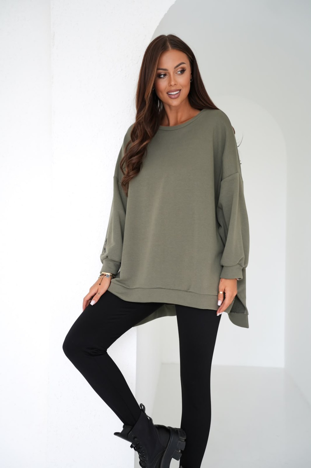 modna bluza damska oversize dresowa mucha khaki me gusta