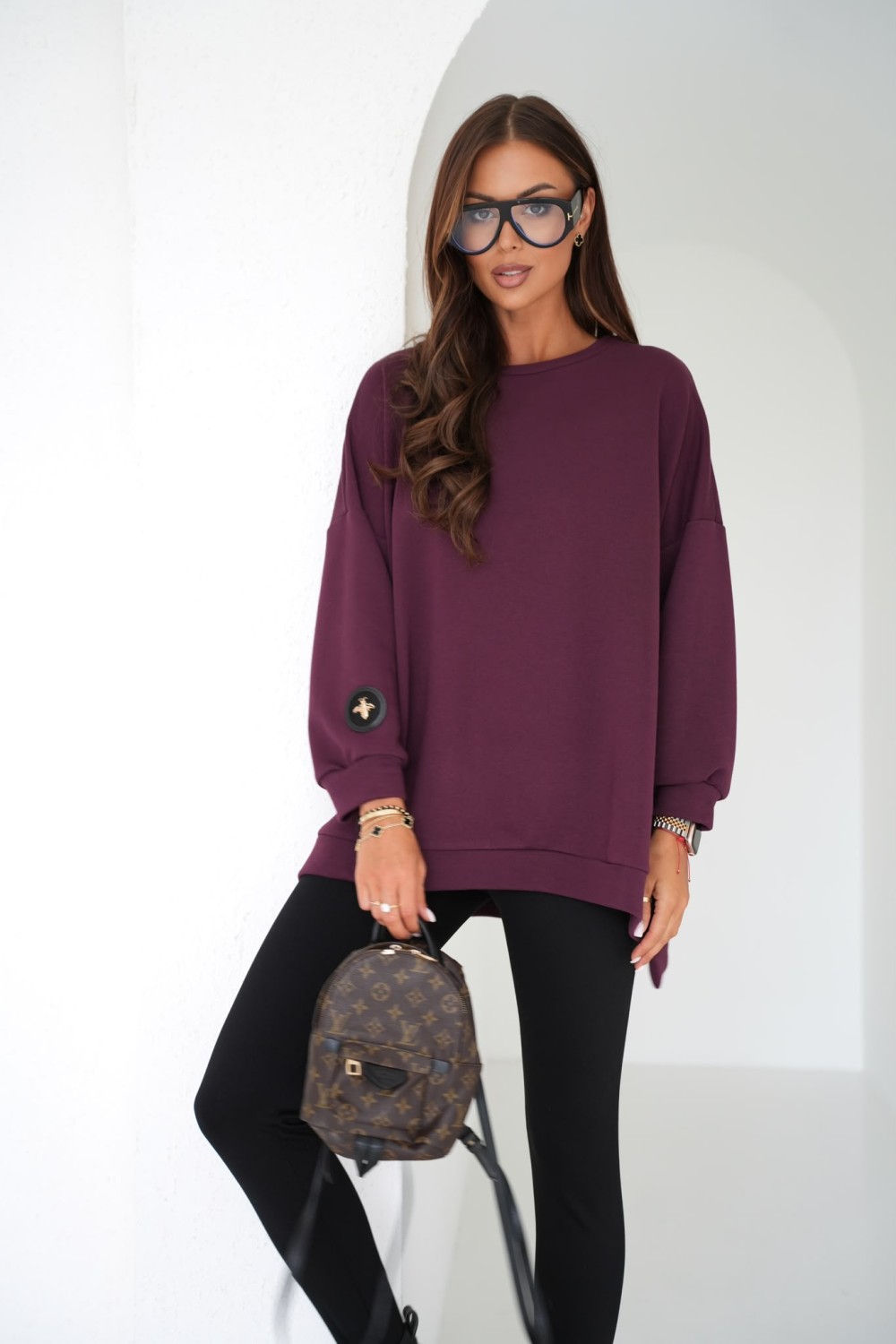 modna bluza damska oversize z naszywakmi mucha fioletowa śliwka me gusta