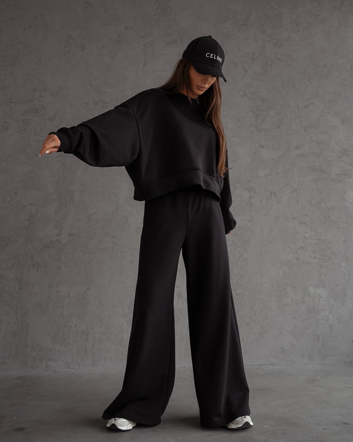 Czarny dres szerokie spodnie i bluza Me Gusta [ROZMIAR: uniwersalny, KOLOR: czarny]