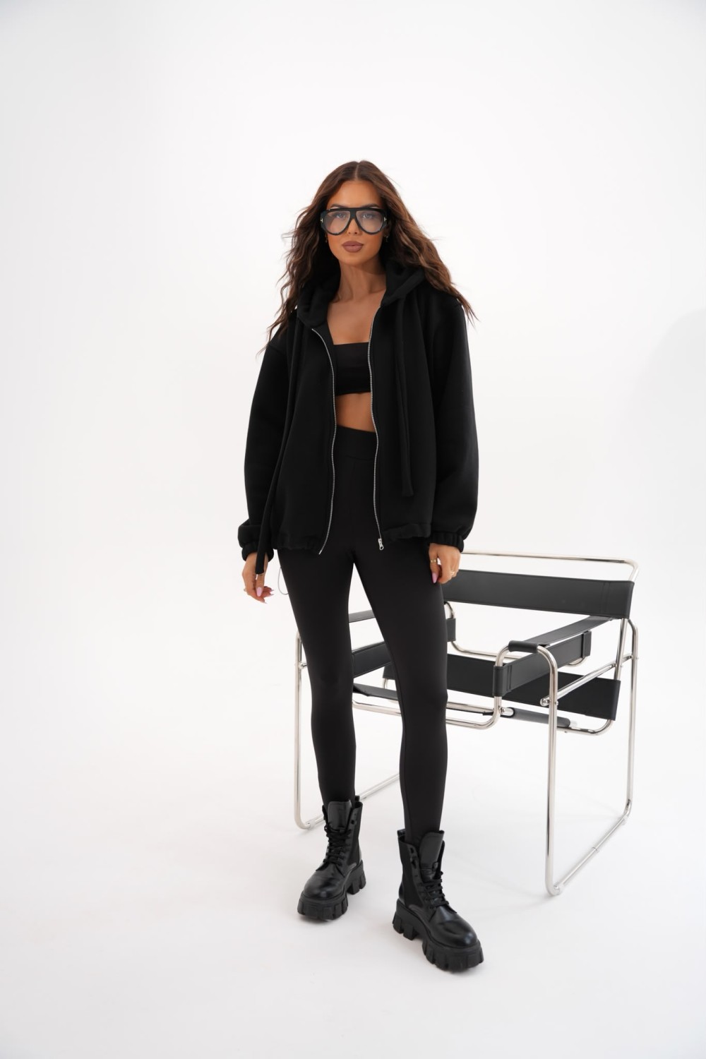 bluza damska z regulacją dołem rozpinana ocieplana oversize kaptur czarna me gusta